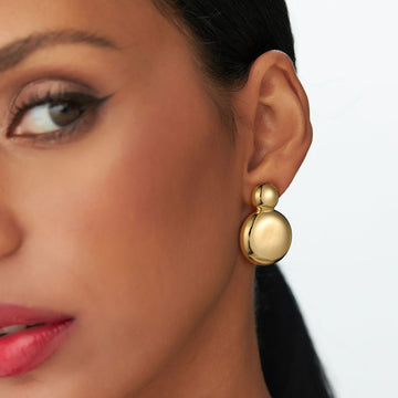 Golden, gourd-shaped earrings