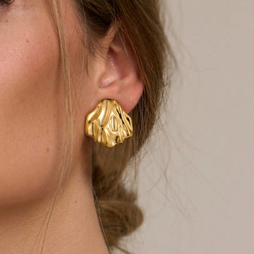 Golden, tiny little shell earrings
