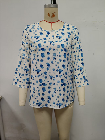 White, loose T-shirt - blue irregular ink dots