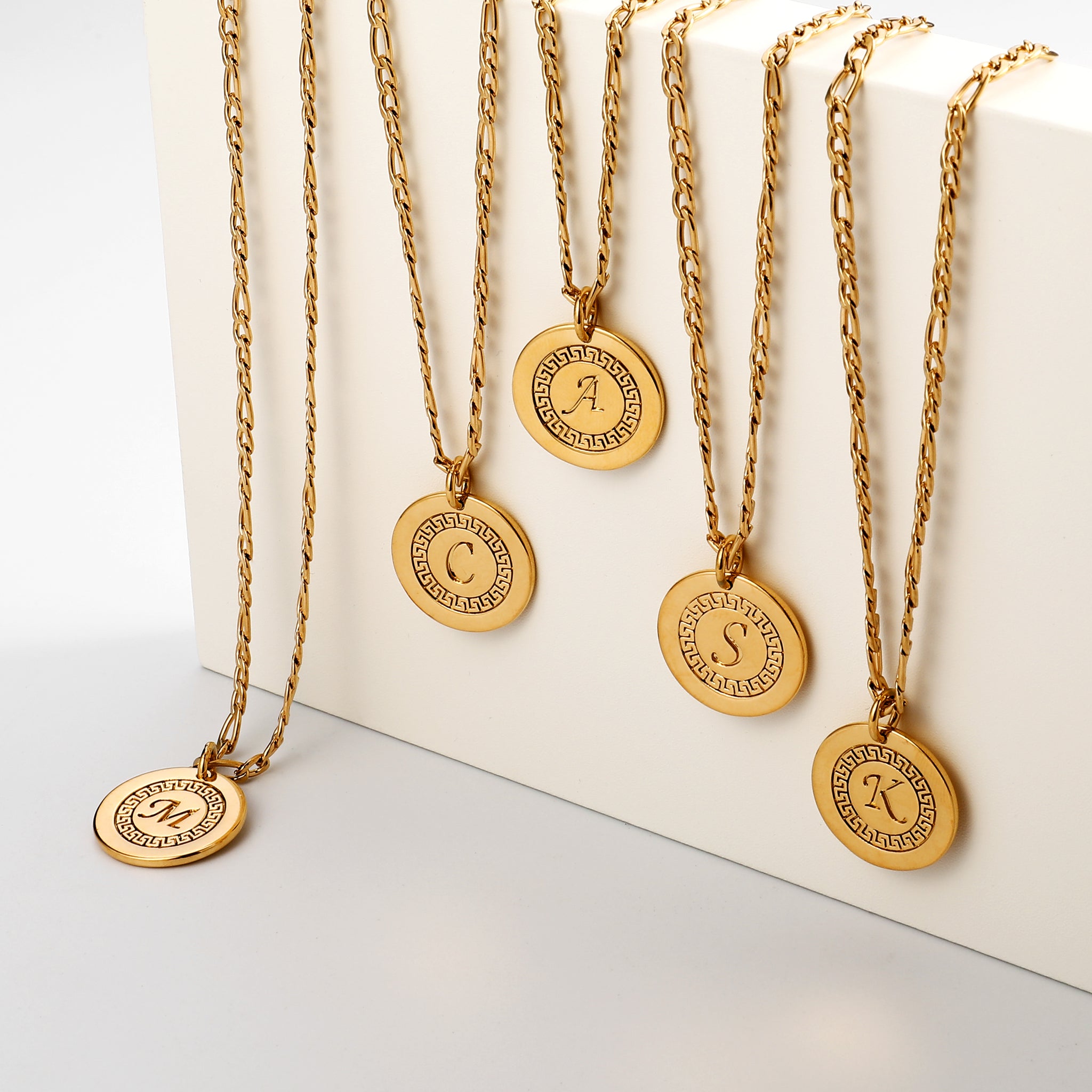 Golden, three to one chain single-layer chain necklace, gold flower shaped letter circular hanging tag, letter necklace