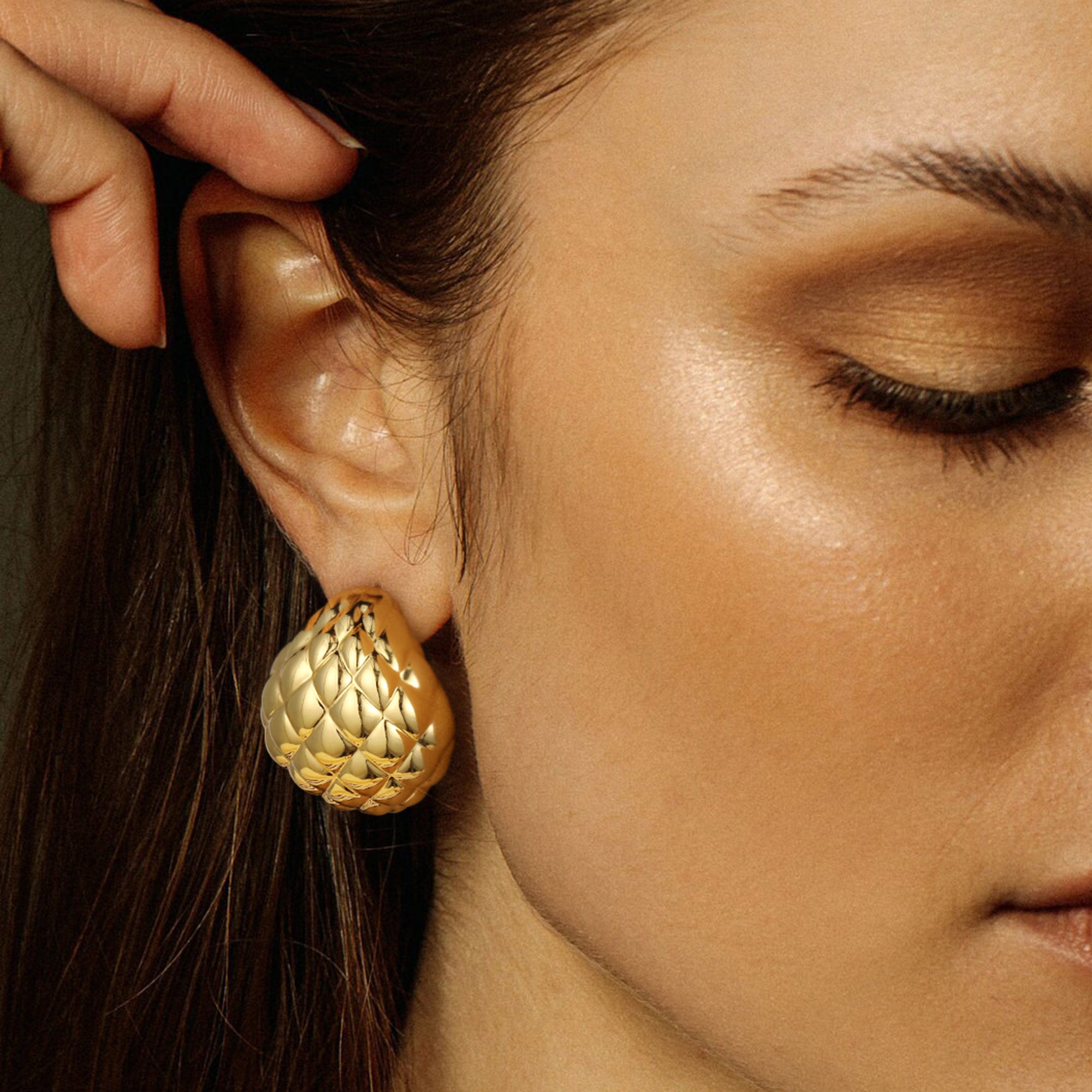 Golden, jackfruit-shaped earrings